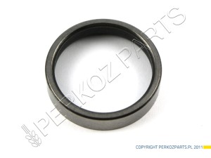 GNIAZDO ZAWOROWE KOLEKTOR WYDECHOWY NOMINAŁ NEW HOLLAND CASE 81865194